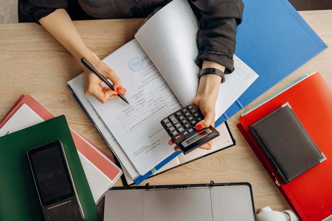 Cuánto se lleva Booking de comisión